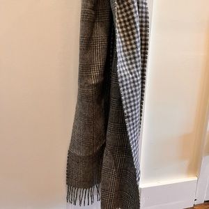 J. Crew Men’s Cashmere winter scarf